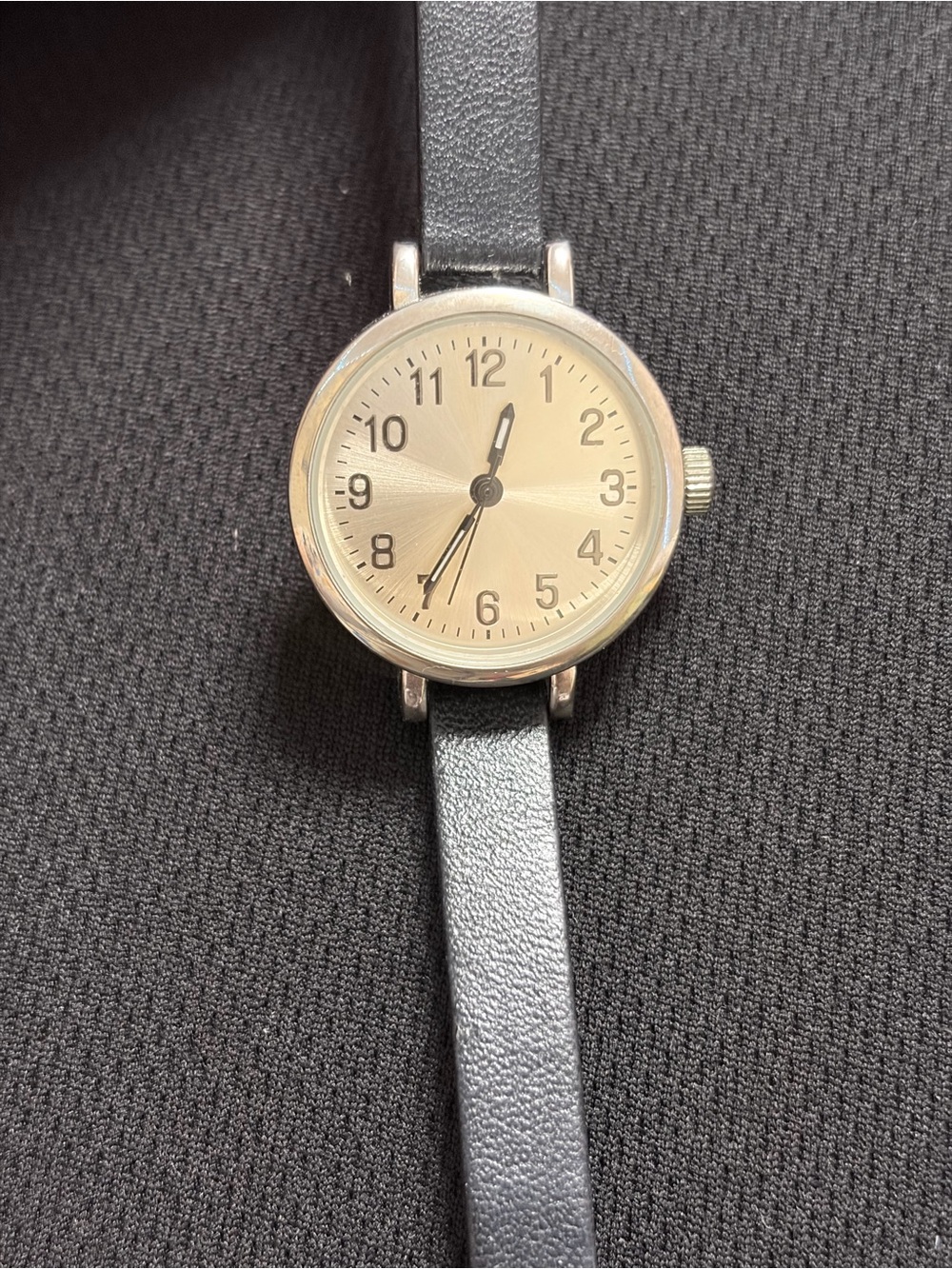 Classic Minimalist Silver Analog Watch with Black Leather Strap